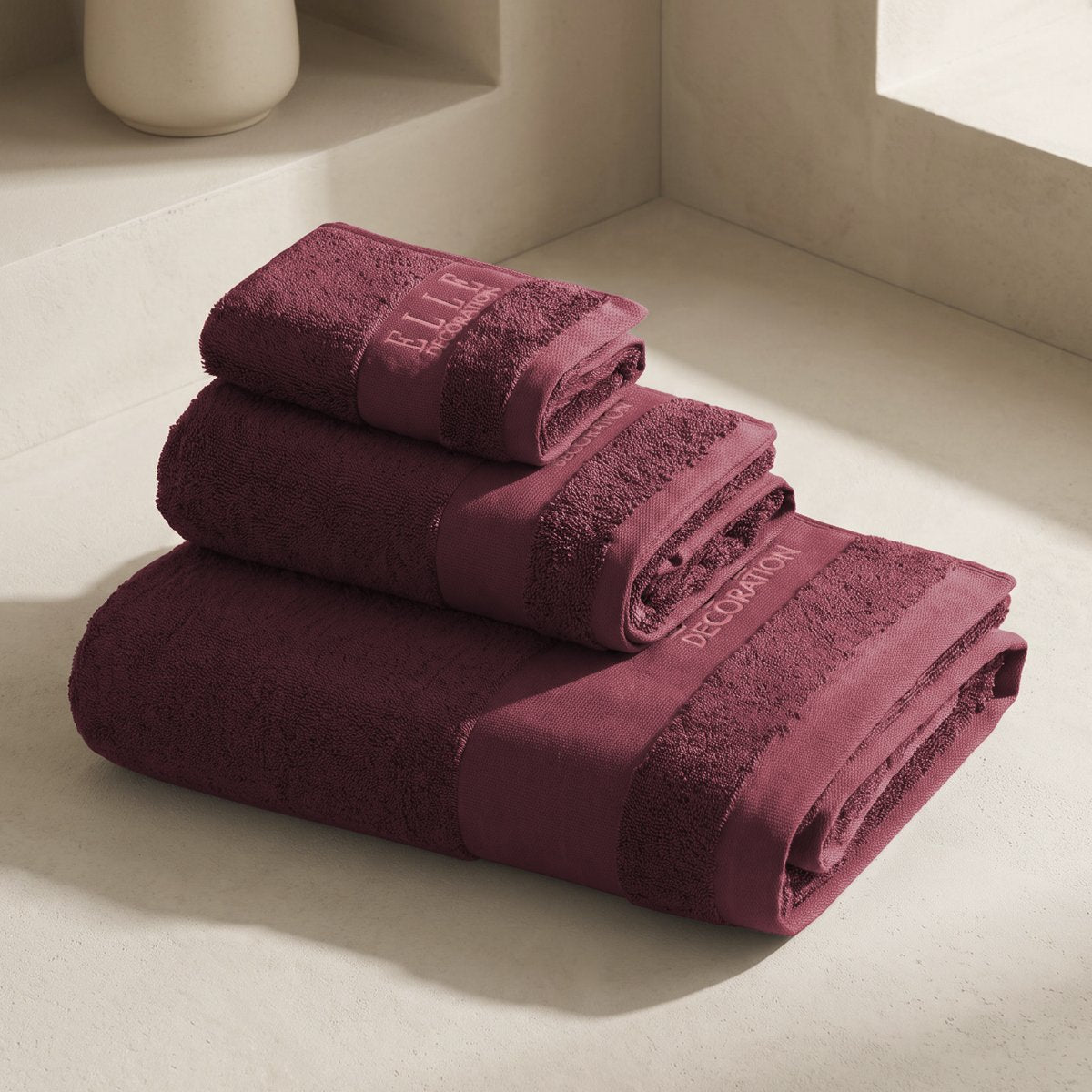 Juego de Toallas Luxe Purple 700 gr