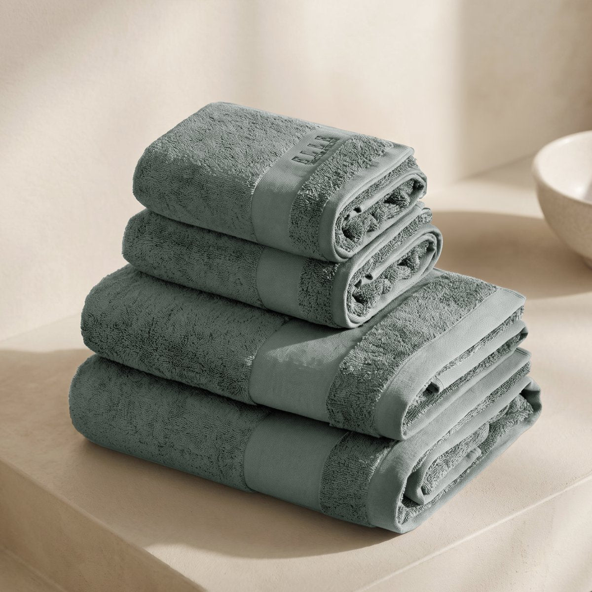 Juego de Toallas Luxe Herbal 700 gr