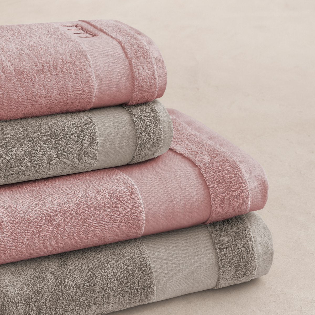 Juego de Toallas Bicolor Luxe Taupe - Rose 700 gr